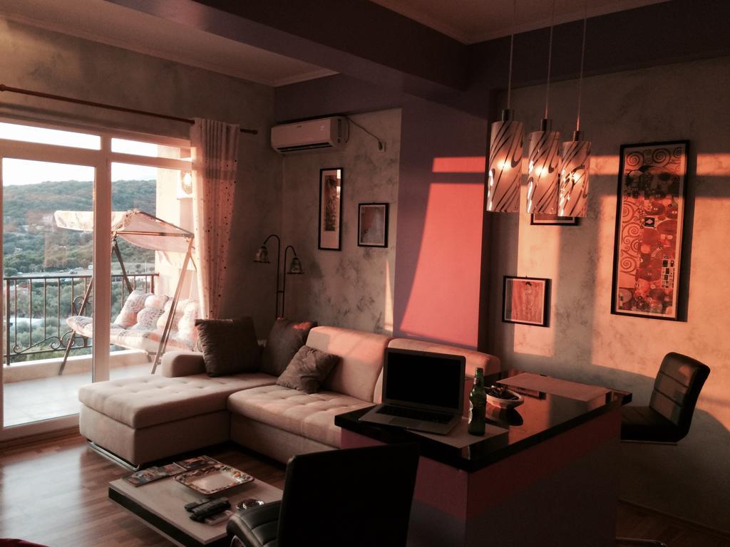Apartment Olive Утеха Стая снимка